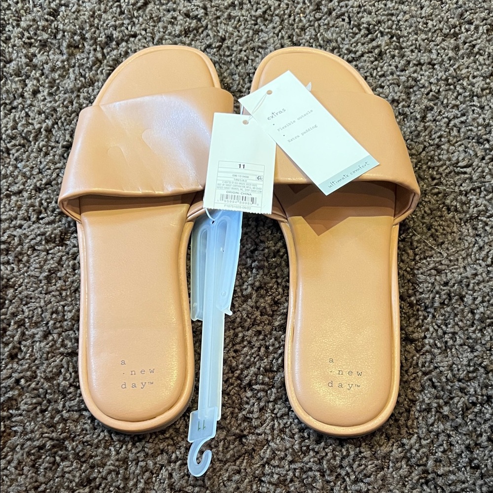 NWT A New Day Women's Tan Slide Sandals
